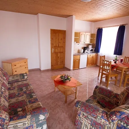 Relax Apartment House Залакарош Экстерьер фото