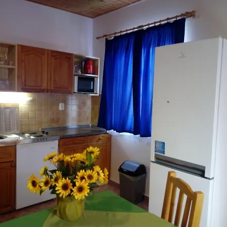 Relax Apartment House Залакарош Экстерьер фото