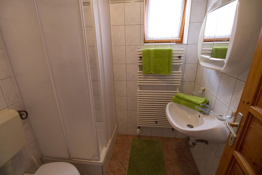 Апартаменти Relax House *