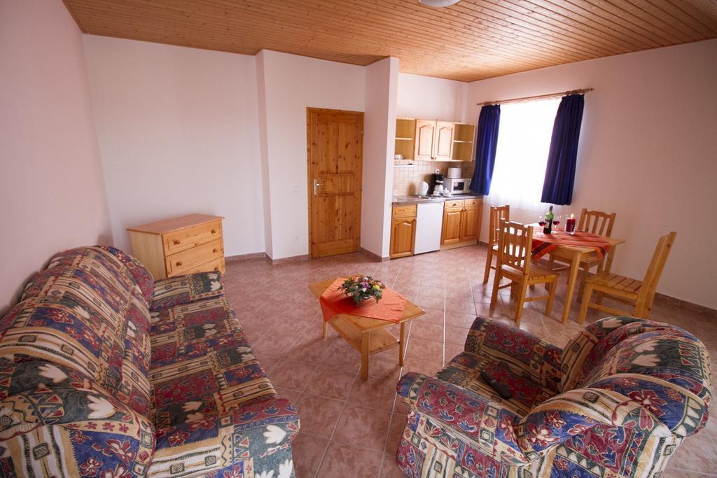 Апартаменти Relax House